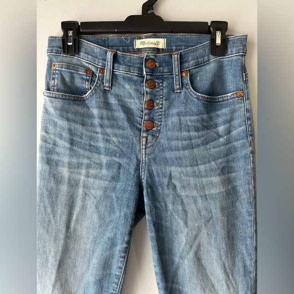Madewell Petite Cali Demi-Boot Jeans in Bess Wash: 4 Button-Front Edition Sz 26 - Picture 7 of 12